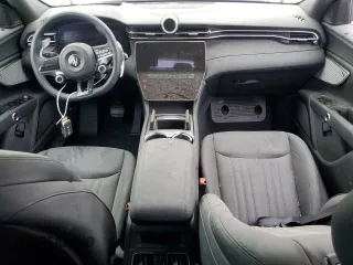 2023 Maserati Grecale GT z VIN ZN682AVA1P7418443, wystawiony jako Copart lot #70581024 z przebiegiem Nie podano mil oraz Szkody całkowita. Historia ofert i sprzedaży dostępna na DreamBid. Obrazek 8.