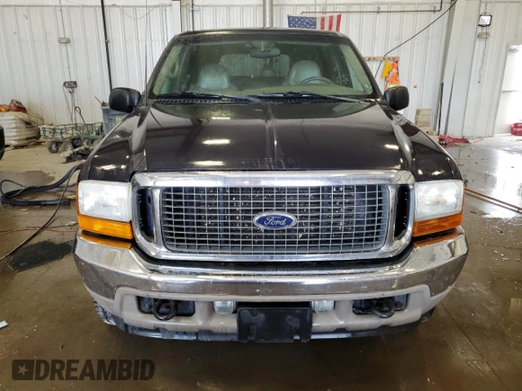 2001 Ford Excursion Limited z VIN 1FMSU43F81EC12990, wystawiony jako Copart lot #56883255 z przebiegiem 299 713 mil mil oraz Tytuł czysty. Historia ofert i sprzedaży dostępna na DreamBid. Obrazek 5.