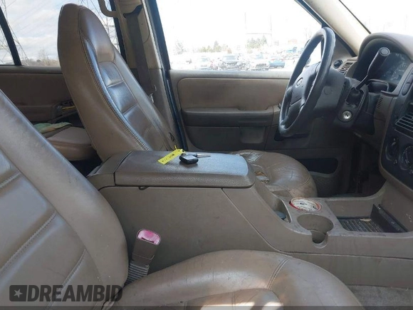 2002 Ford Explorer XLT с VIN 1FMZU73E62ZB39054, выставлен на аукционе IAAI как лот 39803030 с пробегом 207 741 миль миль и . История ставок и продаж доступна на DreamBid. Изображение 5.