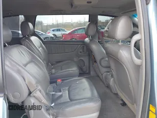 2007 Toyota Sienna XLE with VIN 5TDZK22C37S053965, listed as a IAAI auction lot 41902226 with 239,910 mi miles. Bid and sale history available at carsss.com. Image 8.