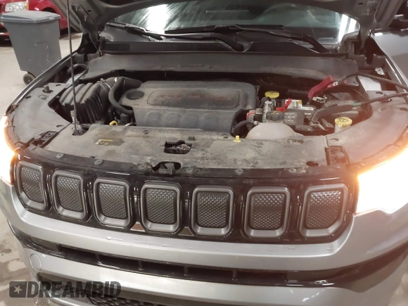 2022 Jeep Compass High Altitude with VIN 3C4NJDCB8NT109002, listed as a IAAI auction lot 41500984 with 70,119 mi miles and . Bid and sale history available at carsss.com. Image 10.