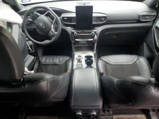 2024 Ford Explorer ST with VIN 1FM5K8GCXRGA12283, listed as a Copart auction lot 42948895 with Not Provided miles and Salvage Title. Bid and sale history available at carsss.com. Image 8.