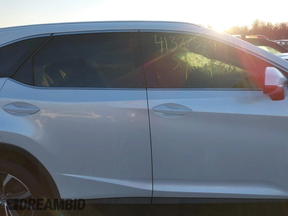 2018 Lexus RX 350L Premium z VIN JTJDZKCA2J2009731, wystawiony jako IAAI lot #41387529 z przebiegiem 67 037 mil mil oraz . Historia ofert i sprzedaży dostępna na DreamBid. Obrazek 13.