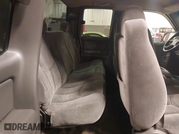 2003 Chevrolet Silverado 1500 with VIN 2GCEK19V231238686, listed as a IAAI auction lot 42107363 with 326,361 mi miles and . Bid and sale history available at DreamBid. Image 8.