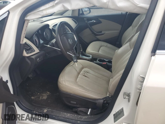 2013 Buick Verano Group z VIN 1G4PS5SK1D4245839, wystawiony jako Copart lot #62083345 z przebiegiem 189 709 mil mil oraz Szkoda całkowita • Salvage title. Historia ofert i sprzedaży dostępna na DreamBid. Obrazek 7.