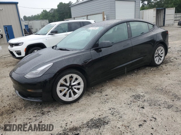 2022 Tesla Model 3 z VIN 5YJ3E1EA6NF371467, wystawiony jako Copart lot #58606025 z przebiegiem 84 706 mil mil oraz Czysty tytuł • Clean title. Historia ofert i sprzedaży dostępna na DreamBid. Obrazek 1.
