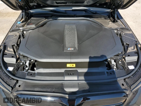 2024 BMW i5 M60 z VIN WBY43FK09RCR58587, wystawiony jako Copart lot #67396684 z przebiegiem 387 mil mil oraz Szkody całkowita. Historia ofert i sprzedaży dostępna na DreamBid. Obrazek 11.