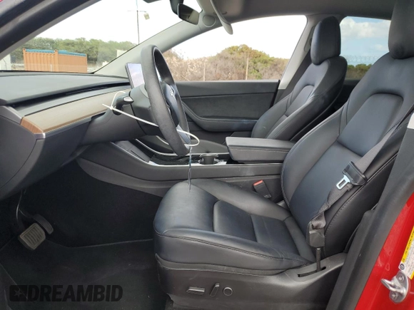 2021 Tesla Model Y Standard Range z VIN 5YJYGDED7MF111377, wystawiony jako Copart lot #45772075 z przebiegiem 34 331 mil mil oraz Szkoda całkowita • Salvage title. Historia ofert i sprzedaży dostępna na DreamBid. Obrazek 7.