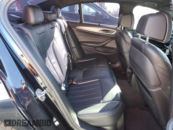 2020 BMW 5 Series M550i xDrive with VIN WBAJS7C06LBN96210, listed as a Copart auction lot 46769365 with 39,710 mi miles and Salvage title. Bid and sale history available at DreamBid. Image 10.