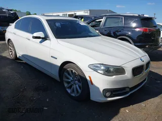 2015 BMW 5 Series 535i z VIN WBA5B1C52FD917999, wystawiony jako IAAI lot #41971524 z przebiegiem 185 126 mil mil oraz . Historia ofert i sprzedaży dostępna na DreamBid. Obrazek 1.