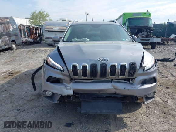 2015 Jeep Cherokee Latitude with VIN 1C4PJMCBXFW639671, listed as a IAAI auction lot 42132976 with 88,931 mi miles. Bid and sale history available at carsss.com. Image 11.