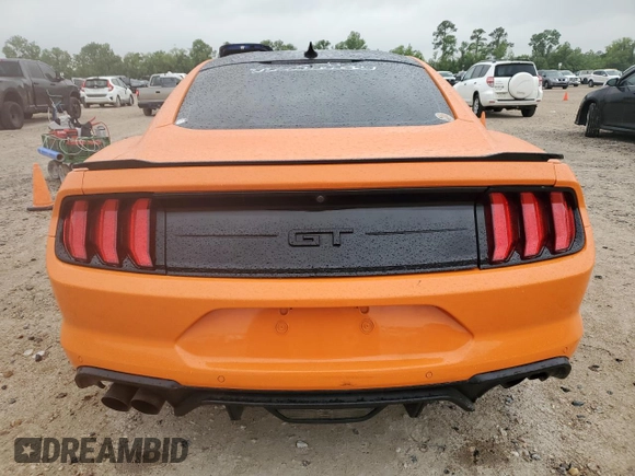 2021 Ford Mustang GT z VIN 1FA6P8CF9M5101492, wystawiony jako Copart lot #52884925 z przebiegiem 16 380 mil mil oraz Szkody całkowita. Historia ofert i sprzedaży dostępna na DreamBid. Obrazek 6.