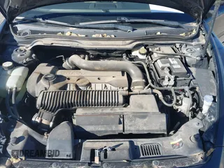 2011 Volvo C70 with VIN YV1672MC1BJ120614, listed as a IAAI auction lot 41495297 with 148,875 mi miles. Bid and sale history available at carsss.com. Image 10.