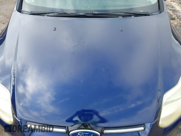 2012 Ford Focus SEL with VIN 1FAHP3H20CL135266, listed as a IAAI auction lot 42169559 with 196,104 mi miles. Bid and sale history available at carsss.com. Image 14.