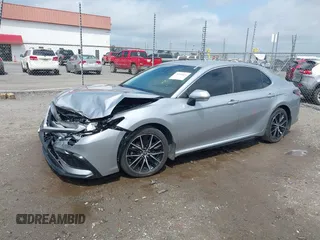 2021 Toyota Camry SE Nightshade with VIN 4T1T11AK3MU542610, listed as a IAAI auction lot 39350024 with 71,086 mi miles and . Bid and sale history available at DreamBid. Image 17.