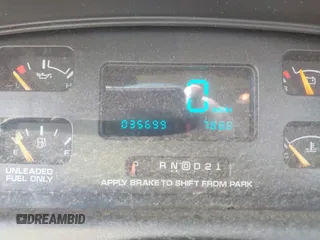 1995 Chevrolet Caprice z VIN 1G1BL52P1SR136345, wystawiony jako IAAI lot #42295367 z przebiegiem 37 725 mil mil oraz . Historia ofert i sprzedaży dostępna na DreamBid. Obrazek 7.