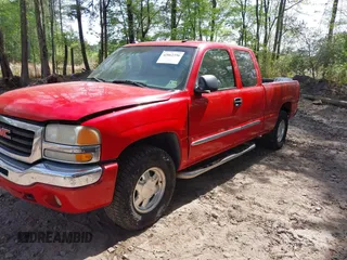 2003 GMC Sierra 1500 SLT z VIN 1GTEK19T33E199331, wystawiony jako IAAI lot #42062356 z przebiegiem 280 794 mil mil oraz . Historia ofert i sprzedaży dostępna na DreamBid. Obrazek 17.