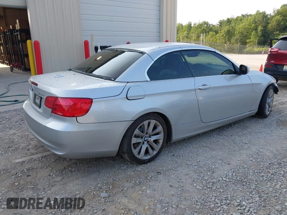 2013 BMW 3 Series 328i с VIN WBADW7C55DE734414, выставлен на аукционе IAAI как лот 42685123 с пробегом 72 180 миль миль и . История ставок и продаж доступна на DreamBid. Изображение 4.