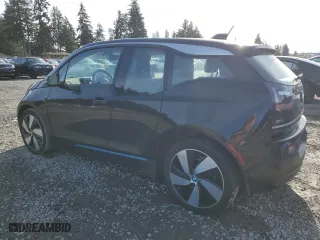 2018 BMW i3 with VIN WBY7Z4C51JVD96190, listed as a Copart auction lot 43567865 with 21,939 mi miles and Salvage Title. Bid and sale history available at carsss.com. Image 2.