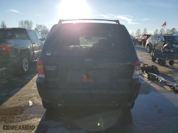 2004 Ford Escape Limited with VIN 1FMCU04184KA70257, listed as a Copart auction lot 89130575 with 186,430 mi miles and Salvage Title. Bid and sale history available at carsss.com. Image 6.