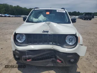 2023 Jeep Renegade Trailhawk z VIN ZACNJDC11PPP72877, wystawiony jako Copart lot #58236425 z przebiegiem 4 224 mil mil oraz Szkoda całkowita • Salvage title. Historia ofert i sprzedaży dostępna na DreamBid. Obrazek 5.