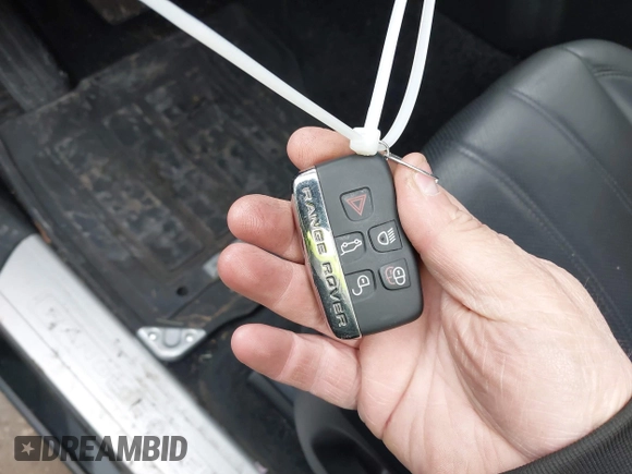 2016 Land Rover Range Rover HSE с VIN SALGS2PF0GA292325, выставлен на аукционе IAAI как лот 41184066 с пробегом 88 009 миль миль и . История ставок и продаж доступна на DreamBid. Изображение 11.