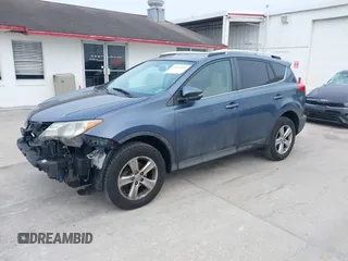2013 Toyota RAV4 XLE with VIN 2T3RFREV7DW113833, listed as a IAAI auction lot 41545018 with 189,080 mi miles. Bid and sale history available at carsss.com. Image 2.