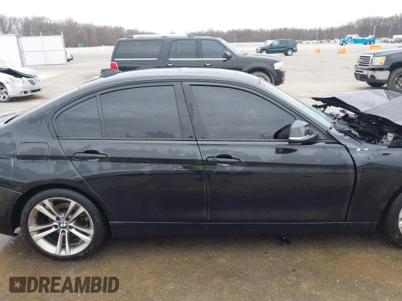 2012 BMW 3 Series 328i with VIN WBA3A5C56CF259220, listed as a IAAI auction lot 41833520 with 164,317 mi miles. Bid and sale history available at carsss.com. Image 13.