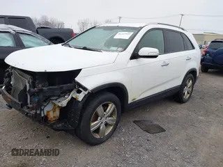 2013 Kia Sorento EX with VIN 5XYKUCA6XDG385102, listed as a IAAI auction lot 41237922 with 149,420 mi miles. Bid and sale history available at carsss.com. Image 2.