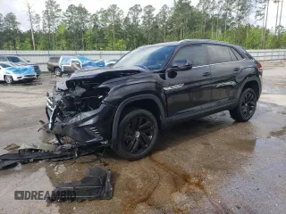 2020 Volkswagen Atlas SE with VIN 1V21E2CA7LC228004, listed as a Copart auction lot 52375265 with 57,915 mi miles and Non repairable. Bid and sale history available at DreamBid. Image 1.