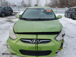 2013 Hyundai Accent GL with VIN KMHCT5AE5DU139658, listed as a Copart auction lot 41469985 with 305,020 mi miles and Clean Title. Bid and sale history available at carsss.com. Image 5.