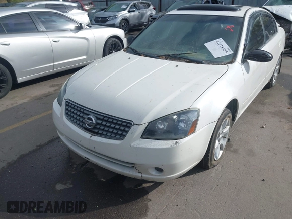 2006 Nissan Altima 2.5 S with VIN 1N4AL11D56C214482, listed as a IAAI auction lot 42028305 with 1 mi miles. Bid and sale history available at carsss.com. Image 6.
