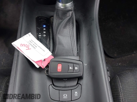 2018 Toyota C-HR XLE with VIN JTNKHMBX5J1011568, listed as a IAAI auction lot 42043867 with 30,699 mi miles. Bid and sale history available at carsss.com. Image 11.
