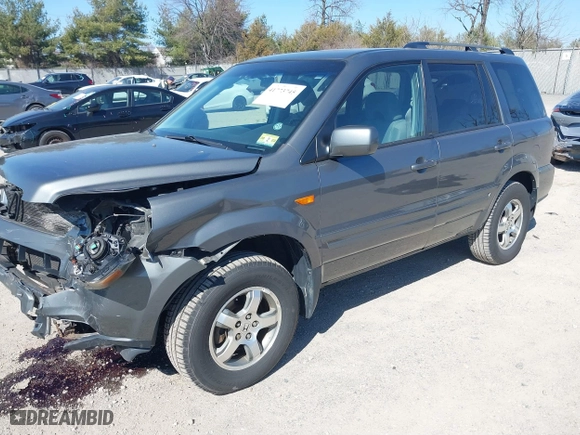 2008 Honda Pilot SE with VIN 5FNYF18358B021221, listed as a IAAI auction lot 41773745 with 169,160 mi miles. Bid and sale history available at carsss.com. Image 18.