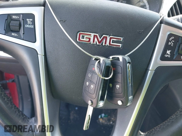 2015 GMC Terrain SLE with VIN 2GKFLWEKXF6262112, listed as a IAAI auction lot 41673930 with 91,728 mi miles and . Bid and sale history available at carsss.com. Image 11.