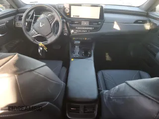 2024 Lexus ES 300h Luxury with VIN 58AEA1C17RU040891, listed as a Copart auction lot 84152074 with 7,770 mi miles and Salvage title. Bid and sale history available at DreamBid. Image 8.