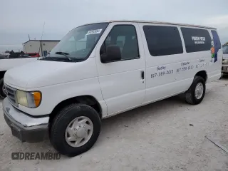 2003 Ford Econoline Passenger XL z VIN 1FBSS31L63HA17960, wystawiony jako Copart lot #84592684 z przebiegiem 80 690 mil mil oraz Czysty tytuł • Clean title. Historia ofert i sprzedaży dostępna na DreamBid. Obrazek 1.