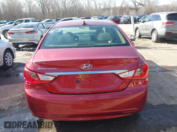2013 Hyundai Sonata GLS z VIN 5NPEB4AC5DH676923, wystawiony jako IAAI lot #41805315 z przebiegiem 178 563 mil mil oraz . Historia ofert i sprzedaży dostępna na DreamBid. Obrazek 16.