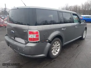 2010 Ford Flex SEL with VIN 2FMGK5CC3ABA25076, listed as a IAAI auction lot 41912636 with 199,070 mi miles. Bid and sale history available at carsss.com. Image 4.