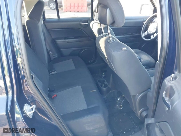 2014 Jeep Patriot Latitude with VIN 1C4NJRFB2ED744425, listed as a IAAI auction lot 41206020 with 158,300 mi miles. Bid and sale history available at carsss.com. Image 8.
