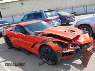 2019 Chevrolet Corvette 1LT z VIN 1G1YB2D74K5102125, wystawiony jako IAAI lot #42047085 z przebiegiem 43 939 mil mil oraz . Historia ofert i sprzedaży dostępna na DreamBid. Obrazek 14.