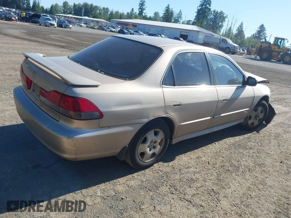 2001 Honda Accord EX с VIN 1HGCG16501A011904, выставлен на аукционе IAAI как лот 42326975 с пробегом 128 808 миль миль и . История ставок и продаж доступна на DreamBid. Изображение 4.