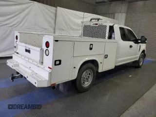 2018 Ford F-250 XL z VIN 1FT7X2A69JEB43297, wystawiony jako Copart lot #49437605 z przebiegiem 166 211 mil mil oraz Czysty tytuł • Clean title. Historia ofert i sprzedaży dostępna na DreamBid. Obrazek 3.
