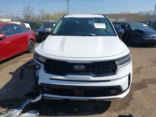 2021 Kia Sorento EX with VIN 5XYRHDLF7MG059909, listed as a IAAI auction lot 42062964 with 62,066 mi miles. Bid and sale history available at carsss.com. Image 12.