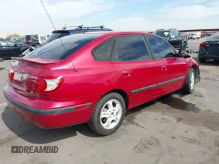 2005 Hyundai Elantra GLS z VIN KMHDN56D95U140327, wystawiony jako IAAI lot #42349707 z przebiegiem 145 621 mil mil oraz . Historia ofert i sprzedaży dostępna na DreamBid. Obrazek 4.