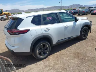 2025 Nissan Rogue SV with VIN 5N1BT3BA4SC796336, listed as a IAAI auction lot 42121637 with 10,193 mi miles. Bid and sale history available at carsss.com. Image 4.