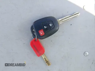 2015 Toyota Prius One z VIN JTDKDTB36F1578113, wystawiony jako IAAI lot #41302191 z przebiegiem 124 610 mil mil oraz . Historia ofert i sprzedaży dostępna na DreamBid. Obrazek 11.