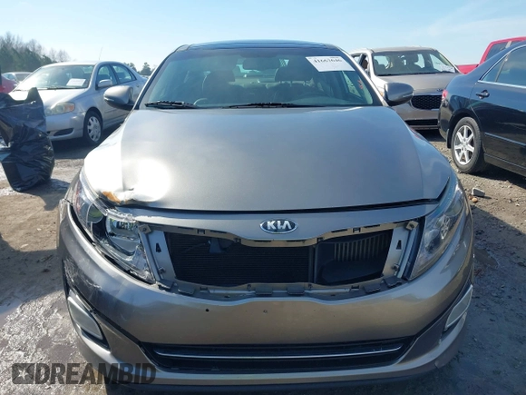 2015 Kia Optima SX Turbo with VIN 5XXGR4A62FG404441, listed as a IAAI auction lot 41662646 with 185,977 mi miles. Bid and sale history available at carsss.com. Image 12.