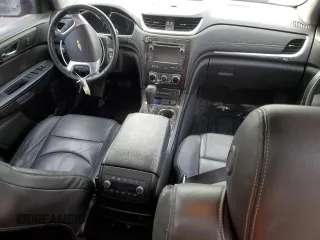 2015 Chevrolet Traverse LT z VIN 1GNKVHKD3FJ268866, wystawiony jako Copart lot #47085565 z przebiegiem 129 477 mil mil oraz Szkoda całkowita • Salvage title. Historia ofert i sprzedaży dostępna na DreamBid. Obrazek 8.