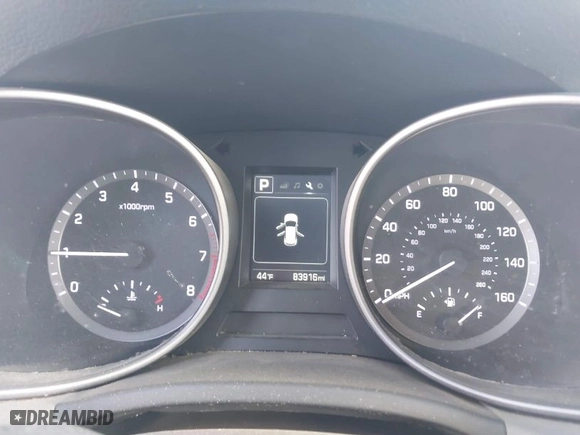 2018 Hyundai Santa Fe Sport 2.4L with VIN 5XYZT3LB2JG555802, listed as a IAAI auction lot 41834943 with 83,916 mi miles. Bid and sale history available at carsss.com. Image 7.